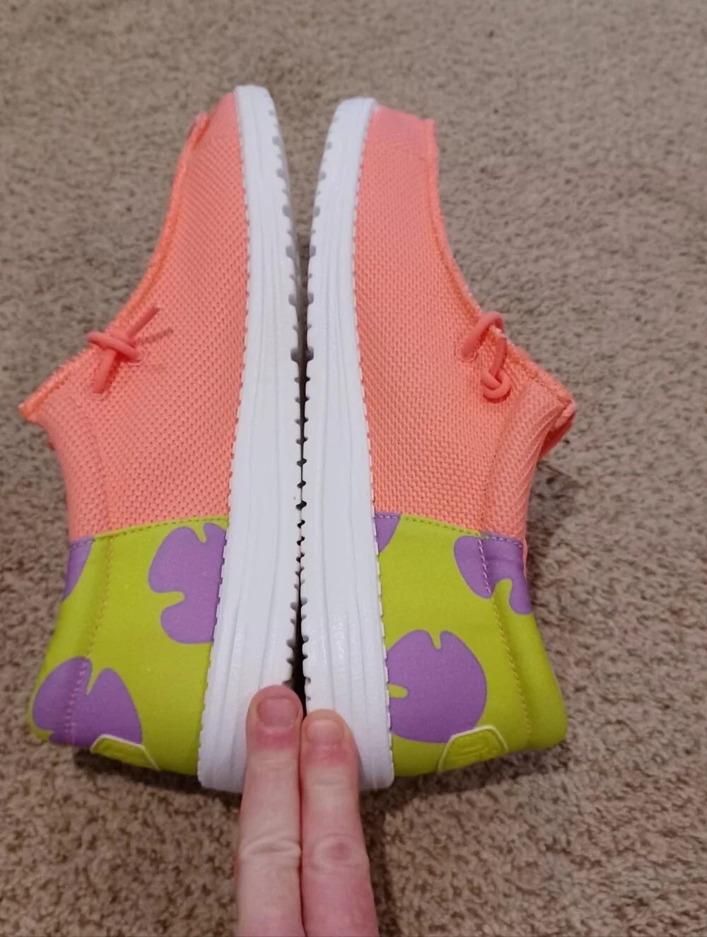 HEYDUDE Wally Funk SpongeBob loafers featuring a Patrick Star graphic Size 12